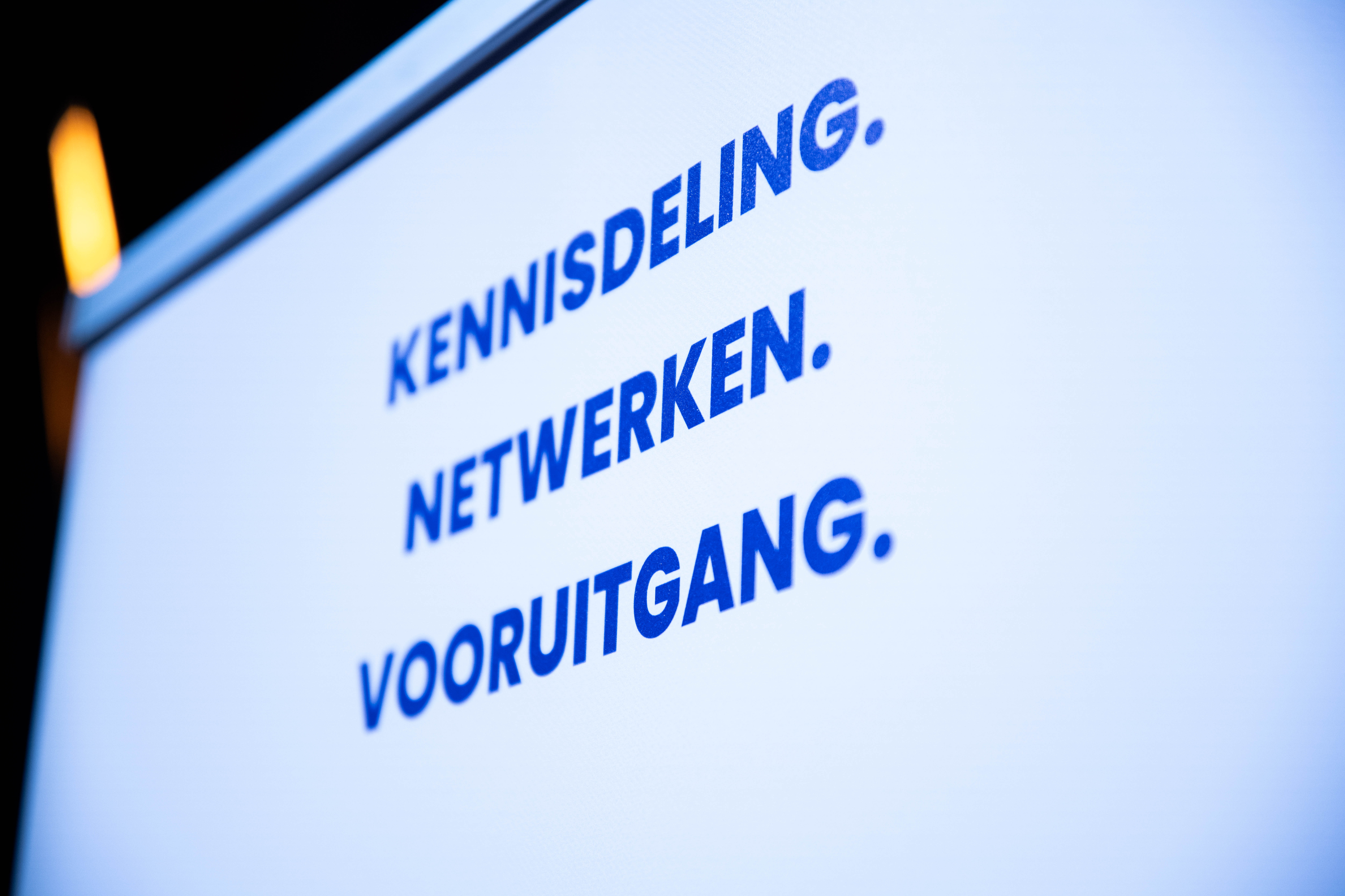 tibbefuchs@gmail.com      0638884264